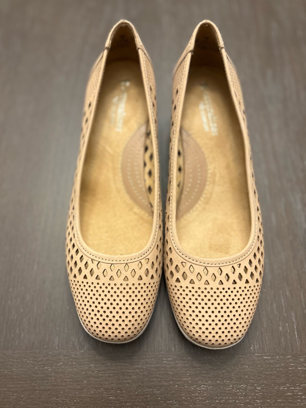 Naturalizer Tan Perforated Leather Wedge Heels